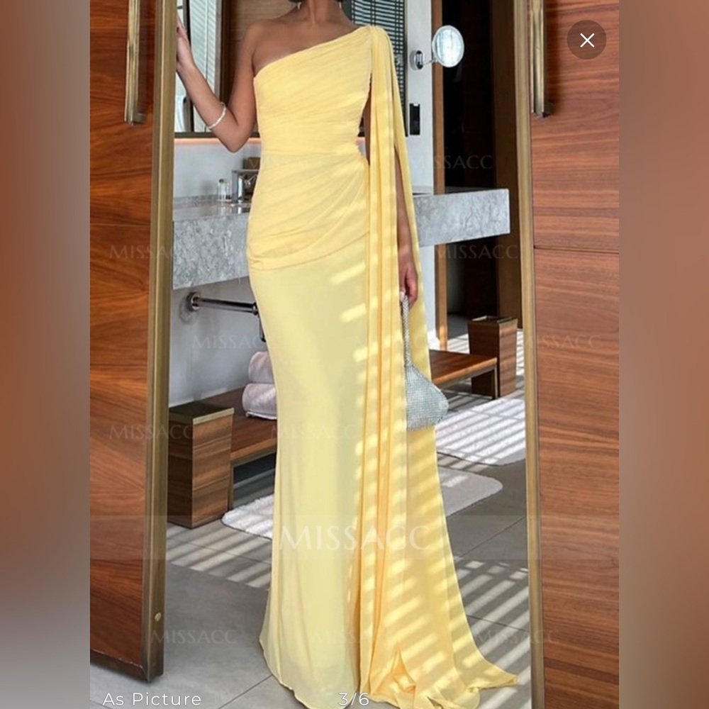 One-Shoulder chiffon maxi dress with shoulder side drape-color: Daffodil